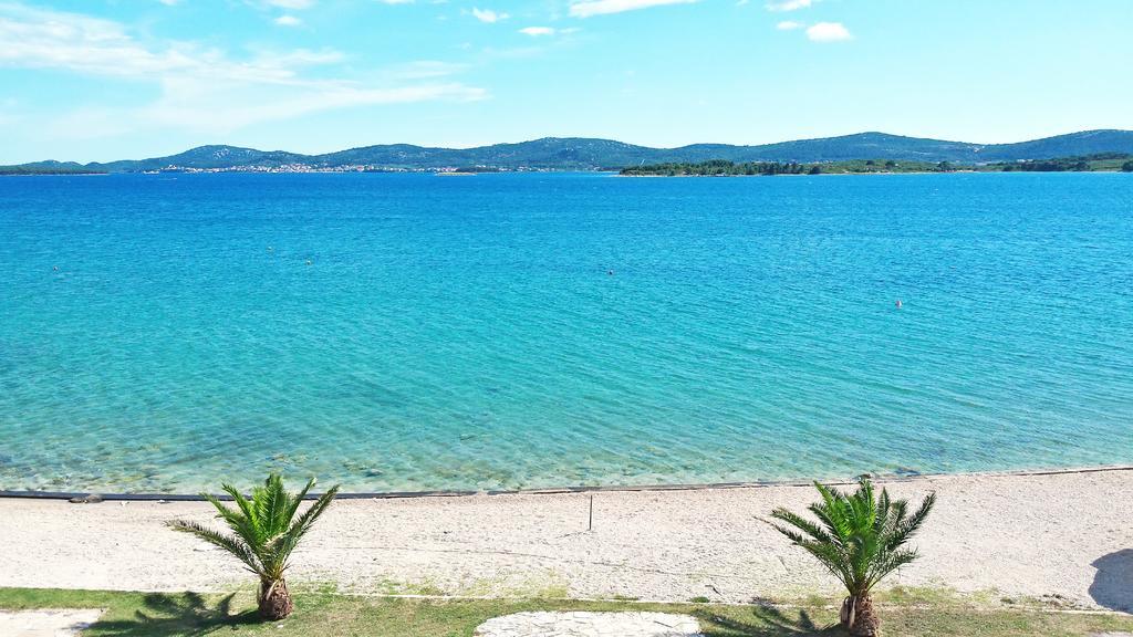 Beach Apartment Sveti Filip I Jakov - Turanj Zewnętrze zdjęcie